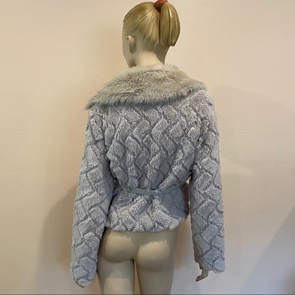 Plush coat - Picture 4 of 4